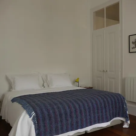 Casas Adentro *